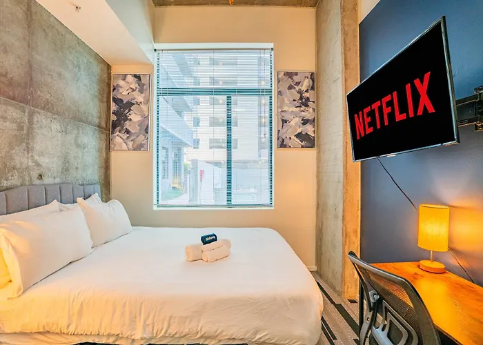 Apartamento Stylish 2bd - Cdt - Gym, Pool, Parking - Sleep 8 Phoenix